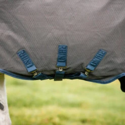 Deken Horseware Rhino Plus Hexstop Vari-Layer 250gr Grijs -Default Template 3 deken horseware rhino plus hexstop vari layer 250gr grijs 1500x1500 168219