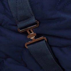 Staldeken Friesian Horse By Horsegear 160gr Donkerblauw -Default Template 3 staldeken friesian horse by horsegear 160gr donkerblauw 1500x1500 173337