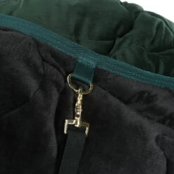 Staldeken Friesian Horse By Horsegear 160gr Donkergroen -Default Template 3 staldeken friesian horse by horsegear 160gr donkergroen 1500x1500 173365