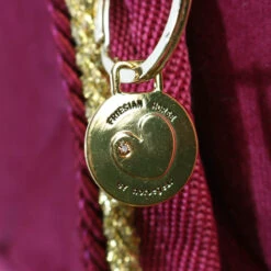 Staldeken Friesian Horse By Horsegear 160gr Donkerrood -Default Template 3 staldeken friesian horse by horsegear 160gr donkerrood 1500x1500 173355