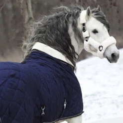 Staldeken Horsegear Lodix 150gr Donkerblauw-donkerbruin -Default Template 3 staldeken horsegear lodix 150gr donkerblauw donkerbruin 1500x1500 117066