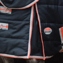 Staldeken WeatherBeeta ComFiTec Therapy-Tec 220gr Zwart-zilver -Default Template 3 staldeken weatherbeeta comfitec therapy tec 220gr zwart zilver 1500x1500 135020