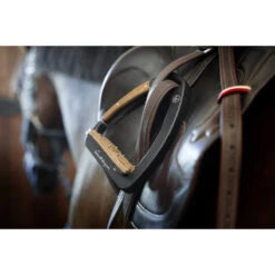 Veiligheidsbeugels Innova Riding Dynamic Black-brown -Default Template 3 veiligheidsbeugels innova riding dynamic black brown 1500x1500 183294