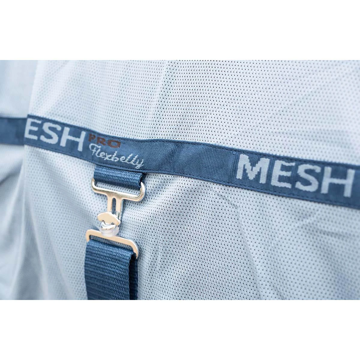 Vliegendeken Harry's Horse Mesh-Pro Met Buikflap Denim 2 Vliegendeken Harry's Horse Mesh-Pro Met Buikflap Denim - Afbeelding 2