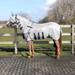 Vliegendeken QHP Met Hals En Masker Donkergrijs -Default Template 3 vliegendeken qhp met hals en masker donkergrijs 1500x1500 113605