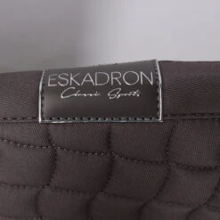 Zadeldek Eskadron Classic Sports Cotton Groen 10 Zadeldek Eskadron Classic Sports Cotton Groen -Default Template 3 zadeldek eskadron classic sports cotton groen 1500x1500 159043