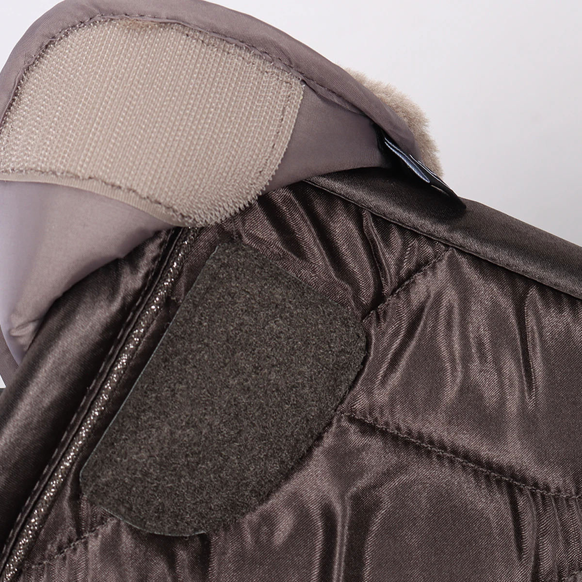 Zadeldek Eskadron Essence Satin Donkergroen 6 Zadeldek Eskadron Essence Satin Donkergroen - Afbeelding 6