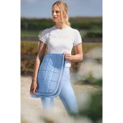 Zadeldek Eskadron Reflexx Big Square Mesh Crystal Lichtblauw -Default Template 3 zadeldek eskadron reflexx big square mesh crystal lichtblauw 1500x1500 178682