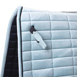 Zadeldek QHP Astana Blauw -Default Template 3 zadeldek qhp astana blauw 1500x1500 159116